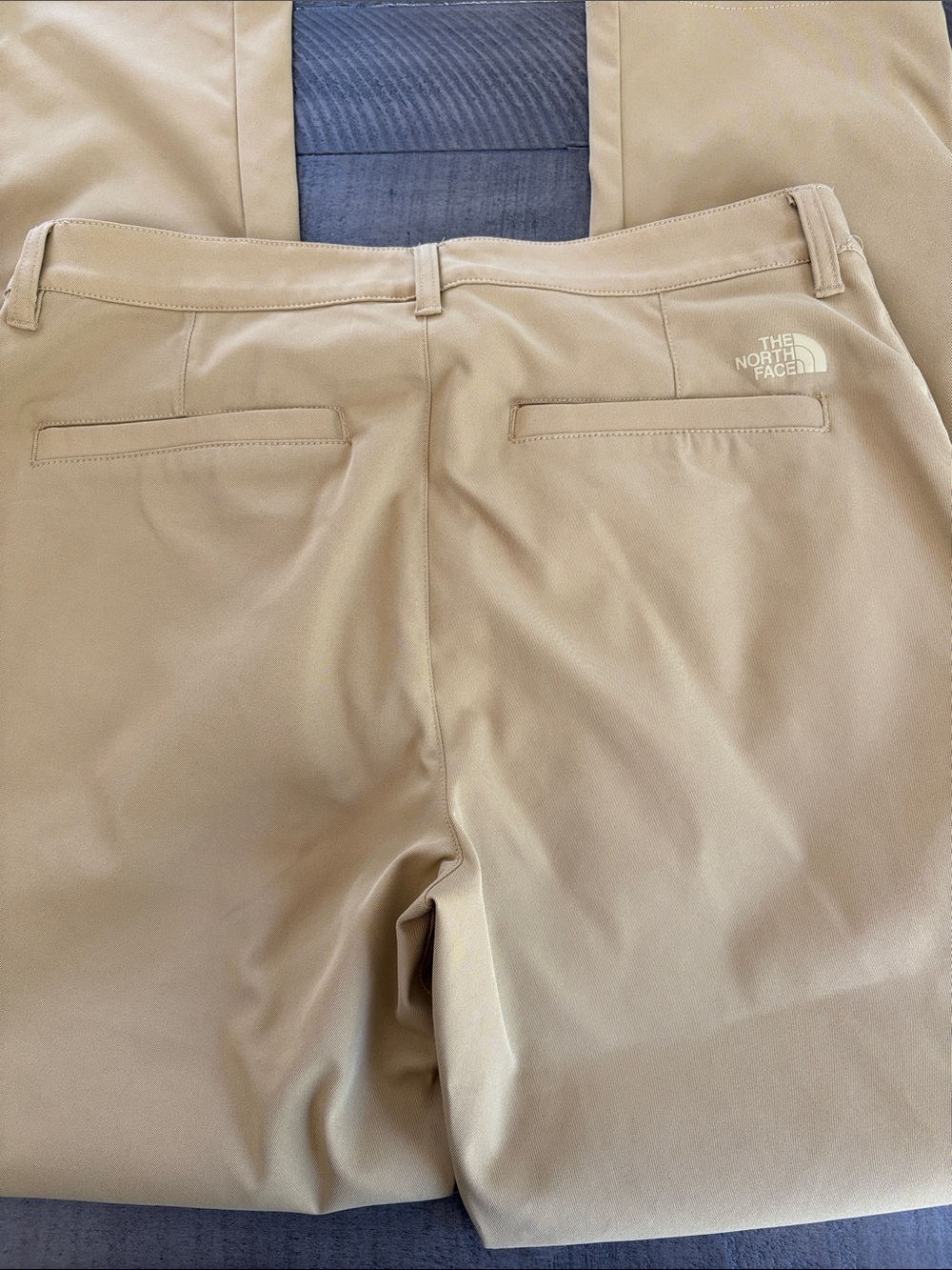 The North Face Men's Khaki/Tan Stretch Chinos - Picture 5 of 5